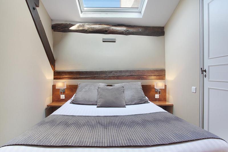 Classic Double Room - Attic,697089771:JPEG